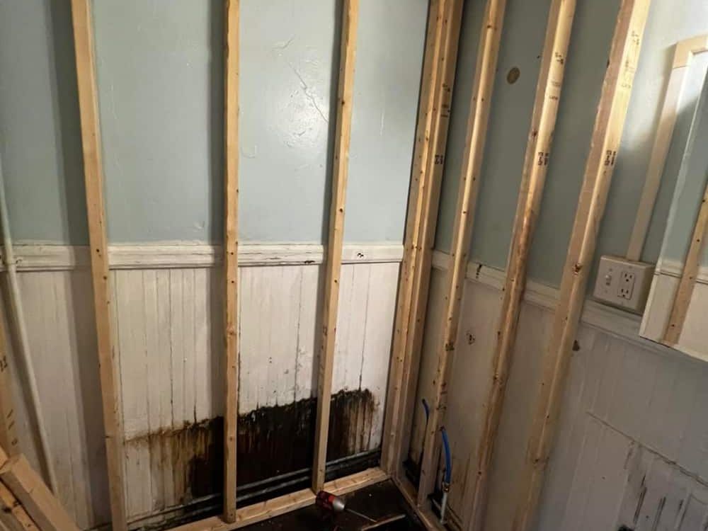 Bathroom remodel before